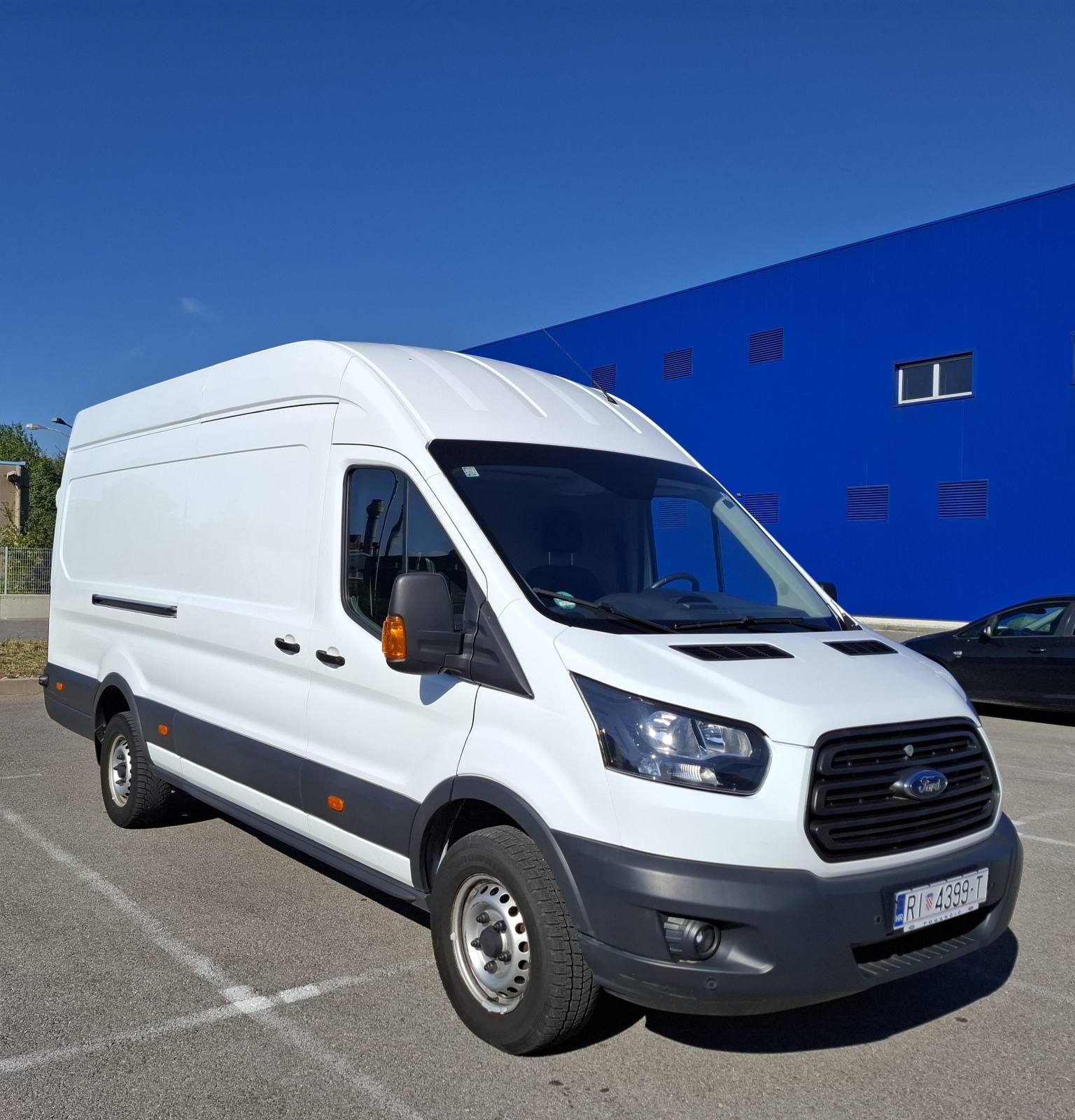 Vlado D.